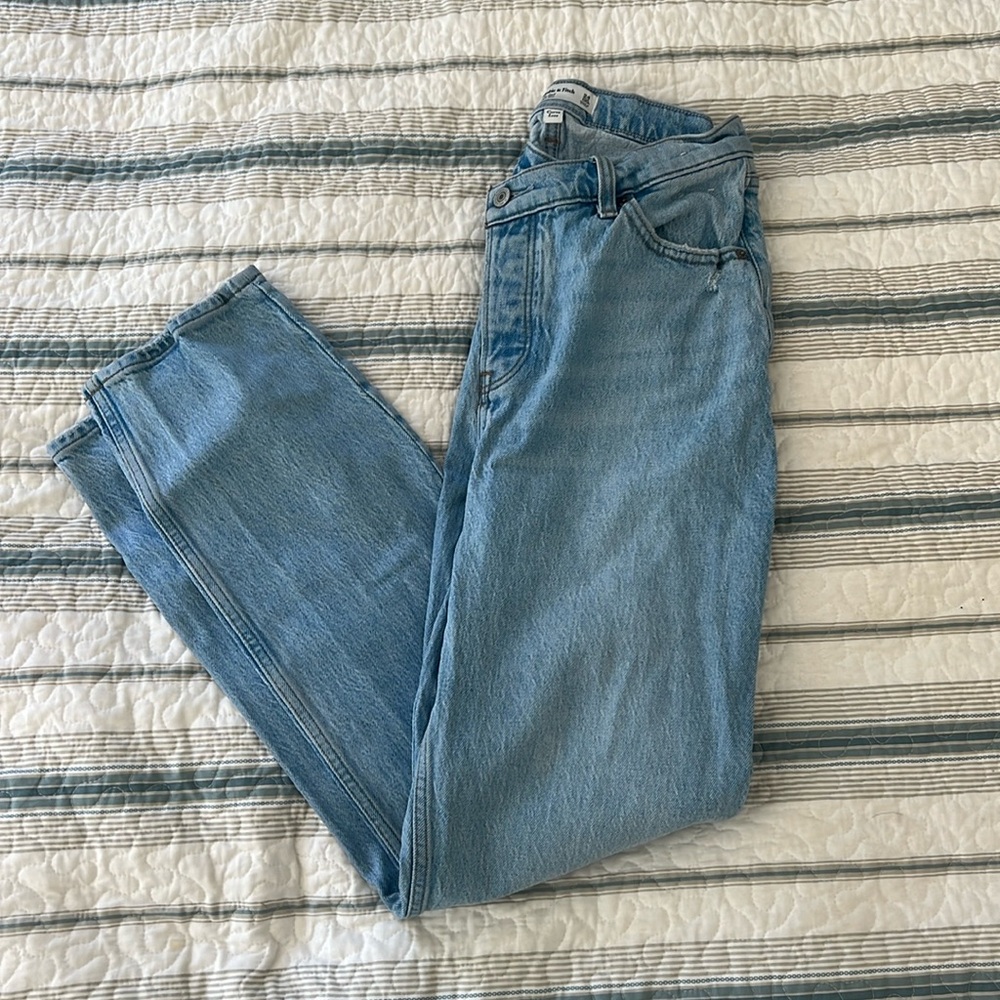 Abercrombie dad jeans curve love